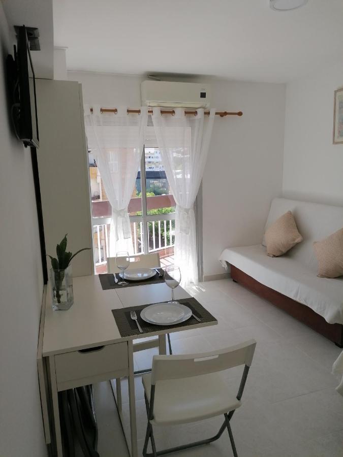 Estudio Sagitario Benalmadena Bagian luar foto