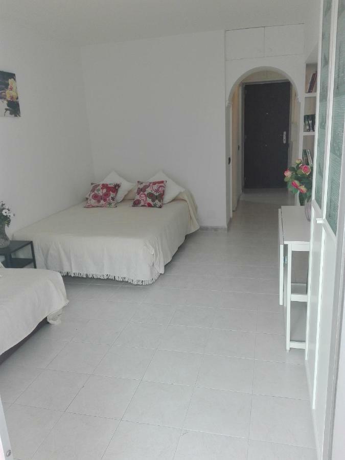 Estudio Sagitario Benalmadena Bagian luar foto